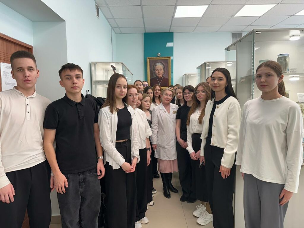 Медицинский факультет посетили школьники из МБОУ «Лицей №2» г. Чебоксары